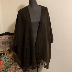 Echo wrap poncho scarf